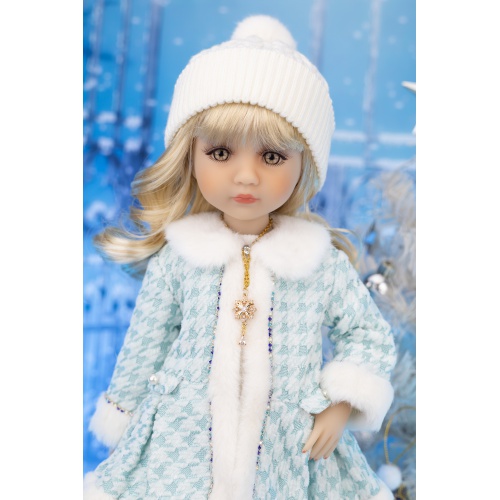 Chloe (Limited Edition)