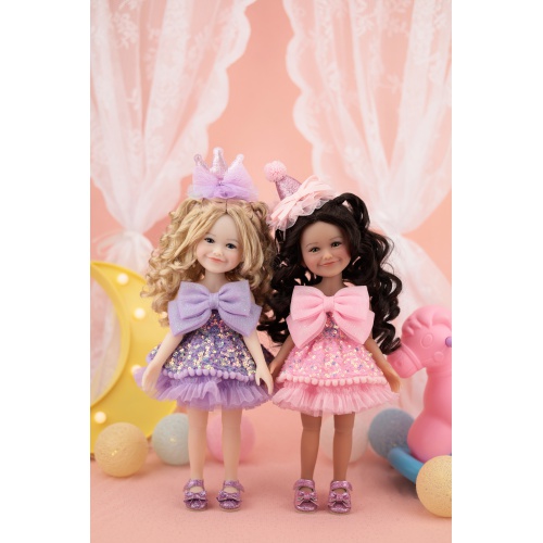 Birthday Siblies (V1–Hellbraune Haut, Rosa Kleid)